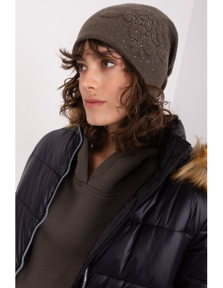 Bonnet model 190593 AT