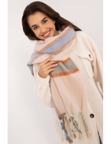 Châle model 202572 AT