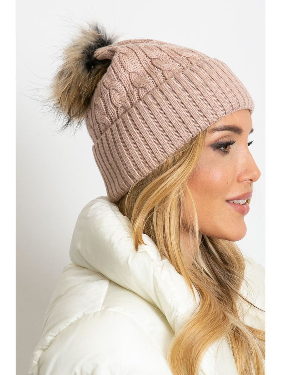 Bonnet model 208256 AT