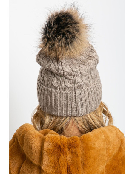Bonnet model 208257 AT