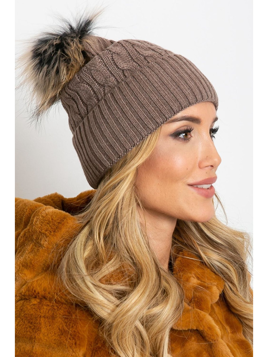 Bonnet model 208258 AT