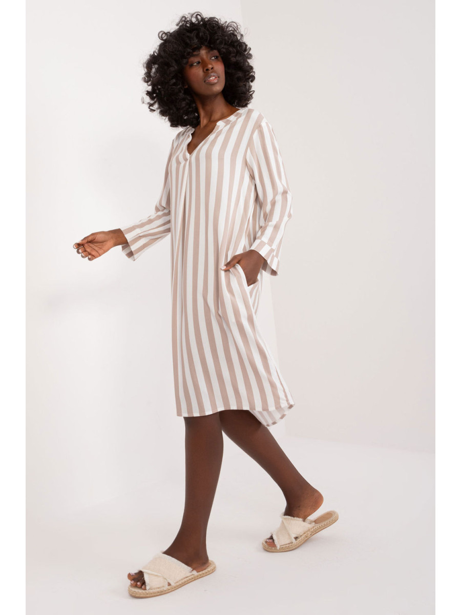 Robe de jour model 196909 Sublevel