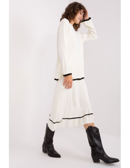 L`ensemble model 190778 Badu