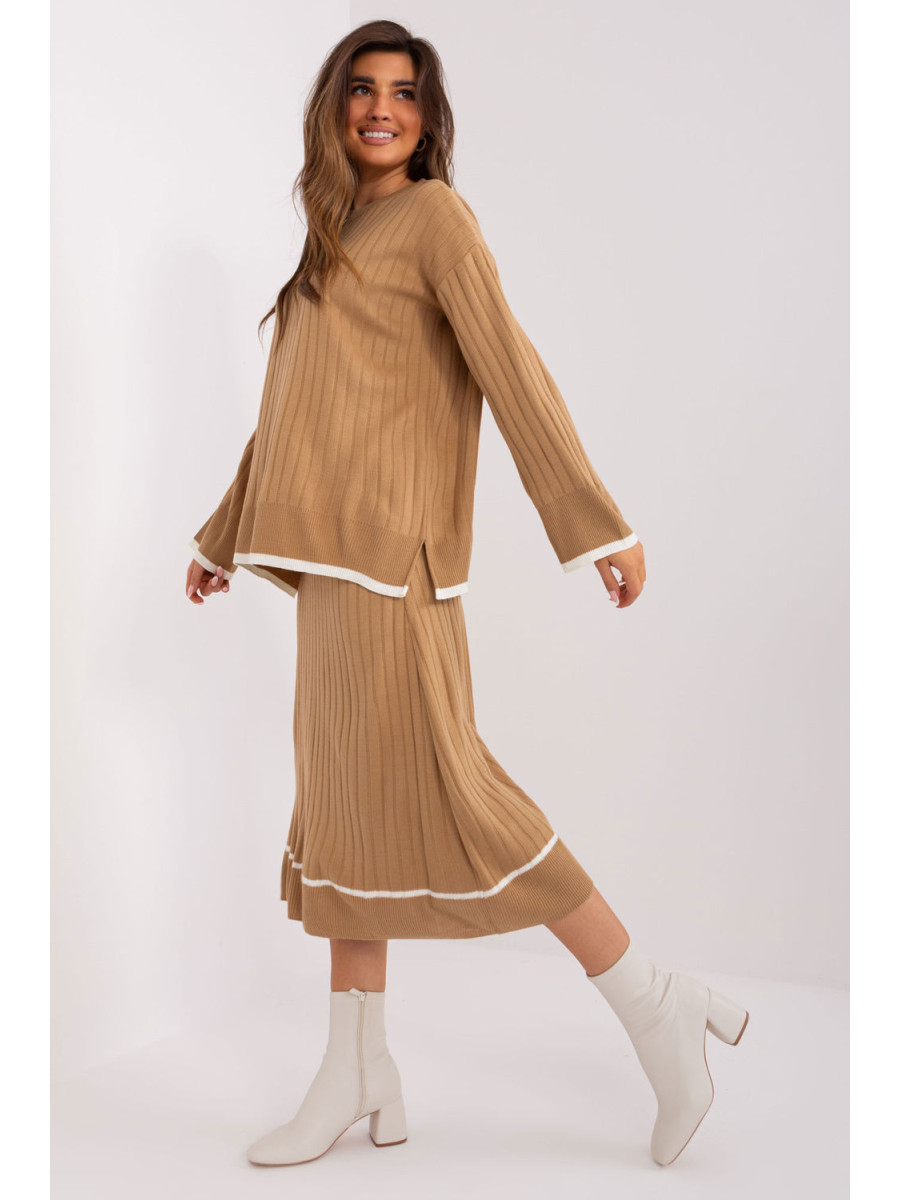 L`ensemble model 190779 Badu