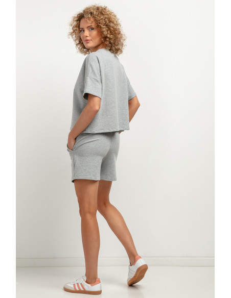 Shorts model 183185 Tessita
