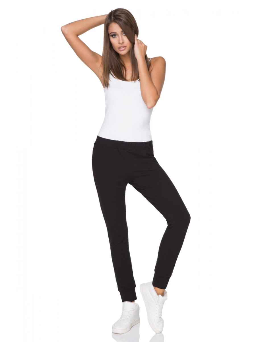 Pantalon survêtement model 107316 Tessita