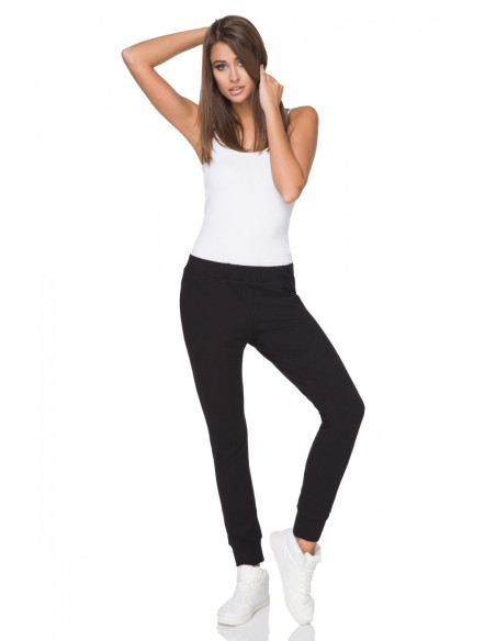 Pantalon survêtement model 107316 Tessita