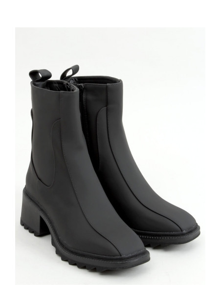 Bottes à talons model 157794 Inello