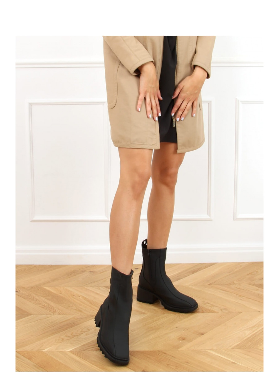 Bottes à talons model 157794 Inello