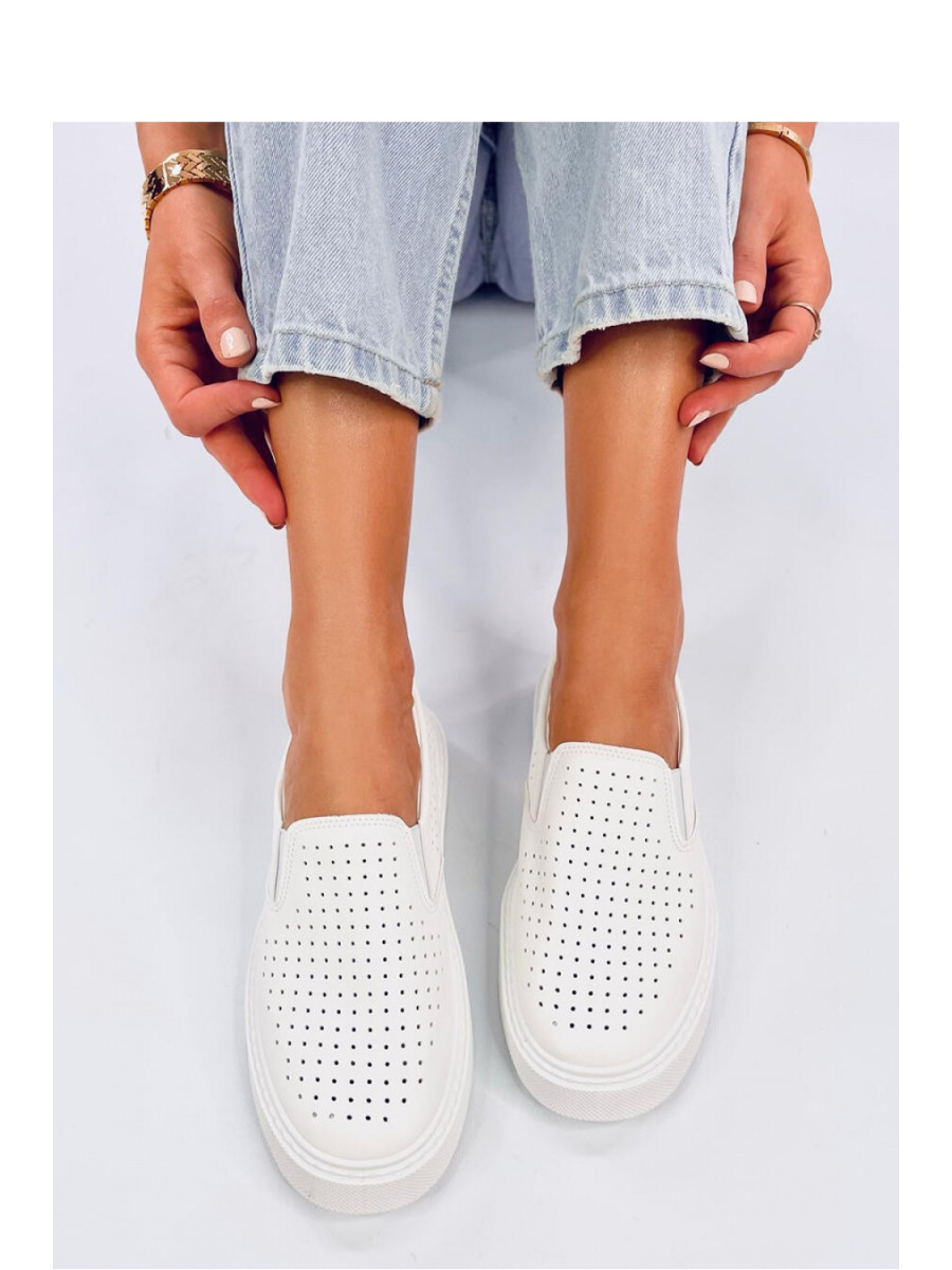 Slip-on model 192607 Inello
