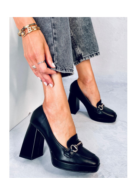 Moccasins model 184226 Inello