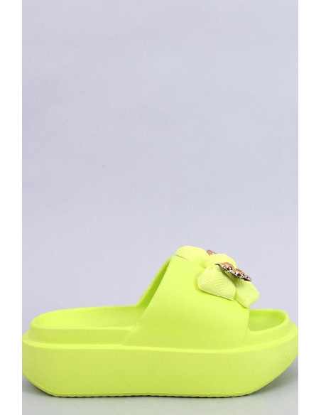 Clacquettes model 197283 Inello