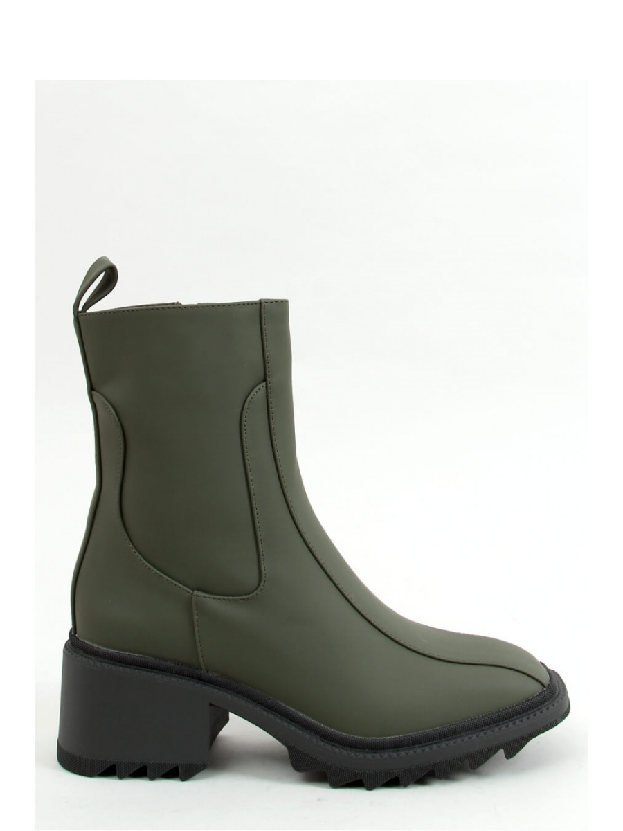Bottes à talons model 157796 Inello