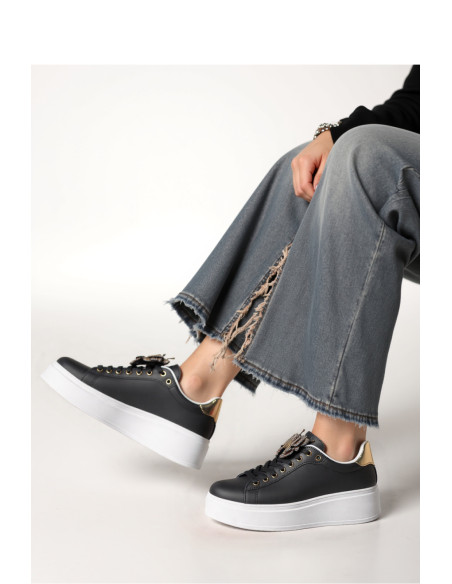 Chaussures de sport model 210222 Inello