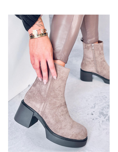 Bottes à talons model 187368 Inello