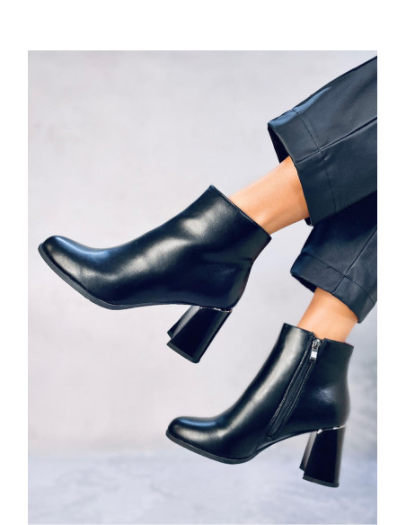 Bottes à talons model 188620 Inello
