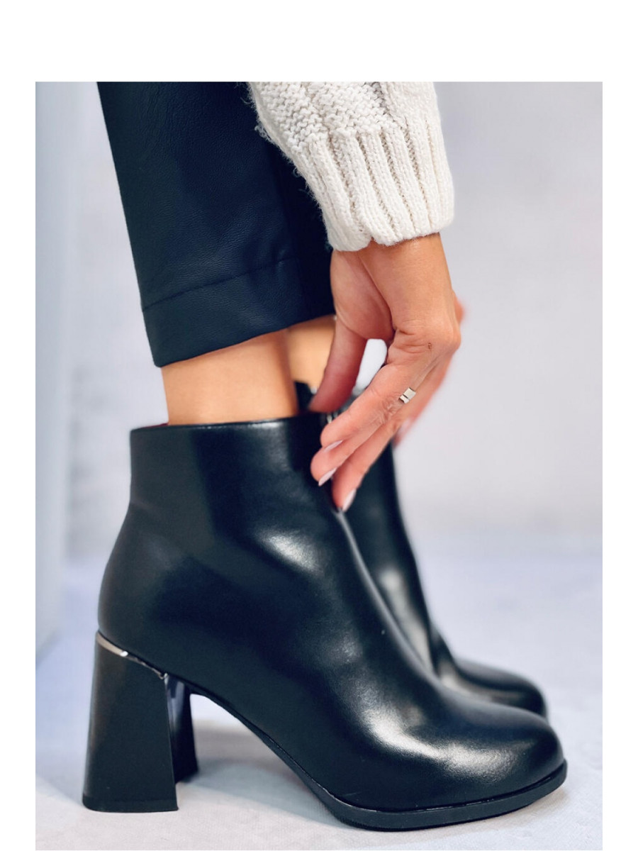 Bottes à talons model 188620 Inello