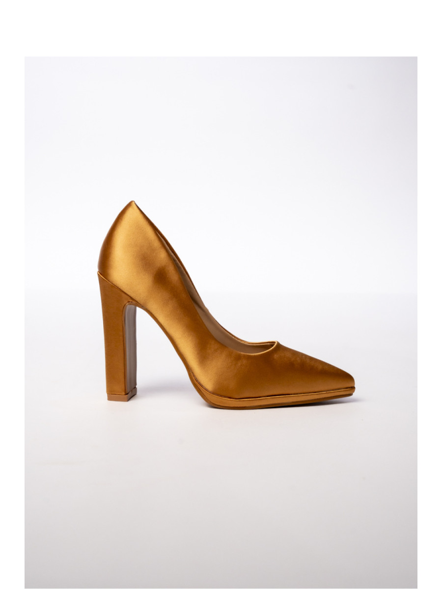 Talons hauts model 210544 Inello