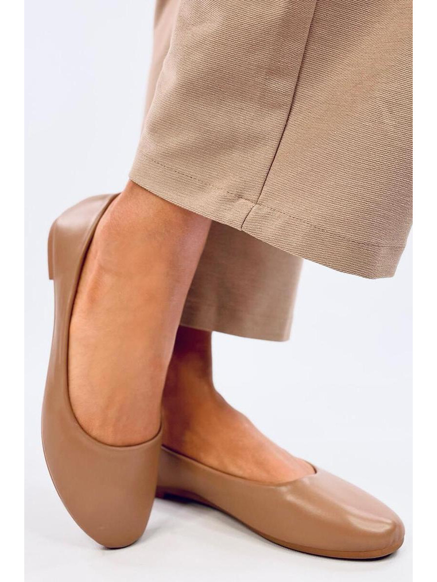 Ballerine model 196523 Inello