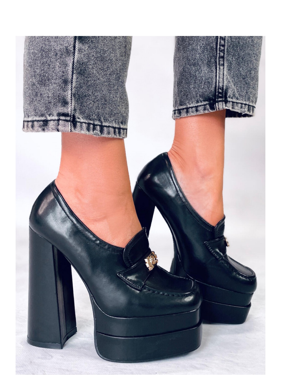 Moccasins model 176074 Inello