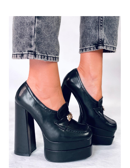 Moccasins model 176074 Inello