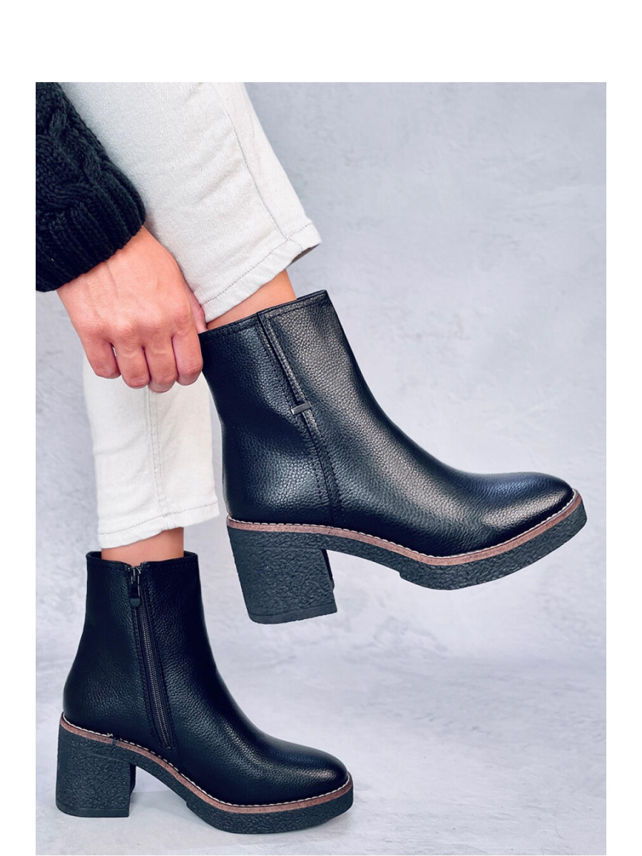 Bottes à talons model 187386 Inello