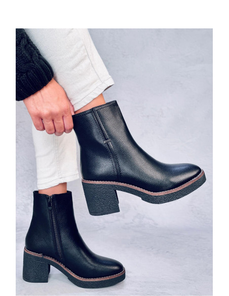 Bottes à talons model 187386 Inello
