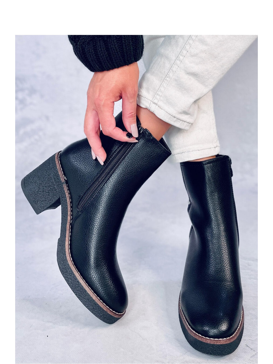 Bottes à talons model 187386 Inello