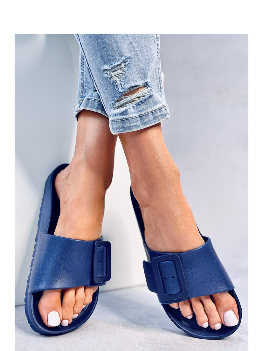 Clacquettes model 180571 Inello