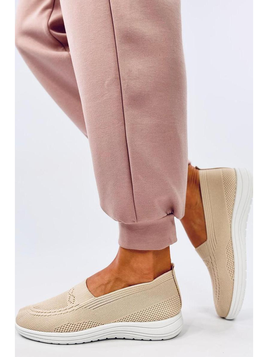 Slip-on model 195522 Inello