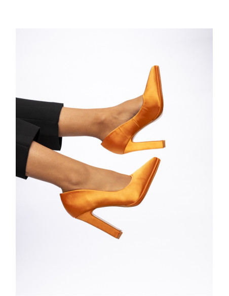 Talons hauts model 210547 Inello