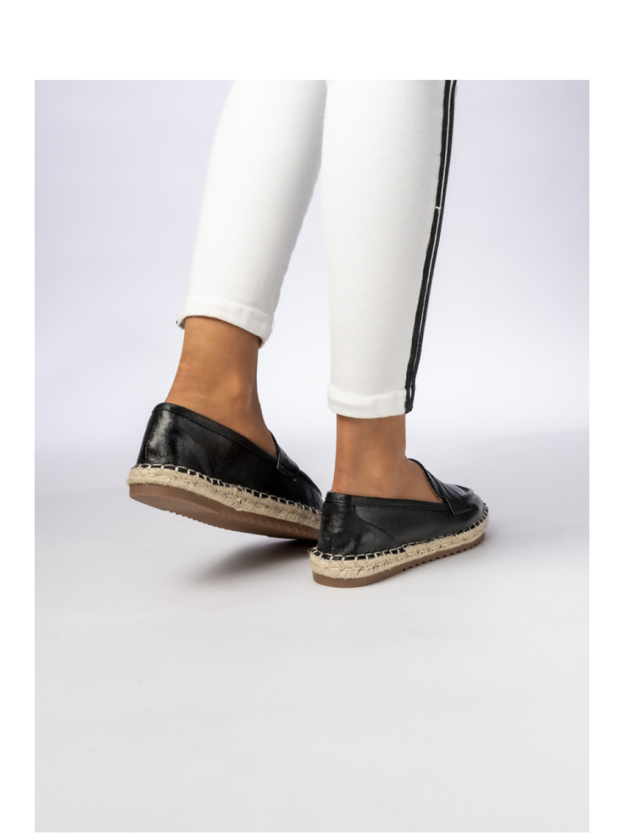 Moccasins model 210613 Inello