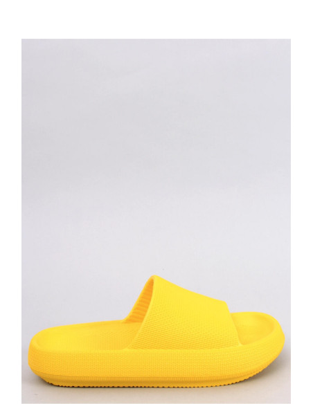 Clacquettes model 180436 Inello