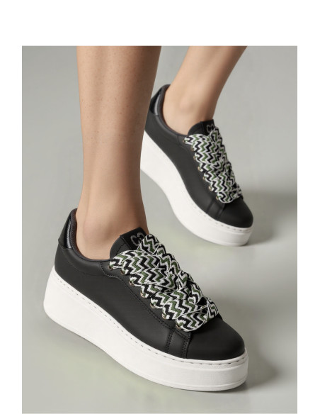 Chaussures de sport model 210227 Inello