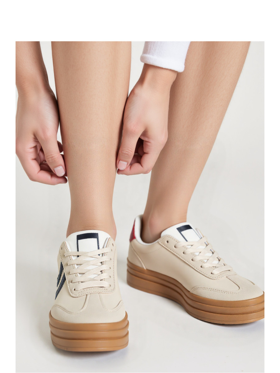 Chaussures de sport model 210262 Inello