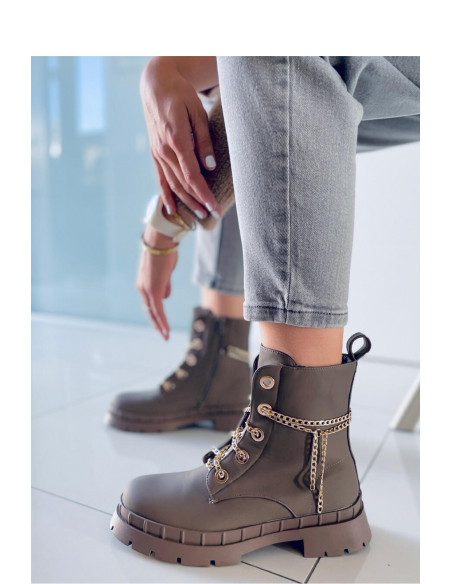 Bottes model 171079 Inello