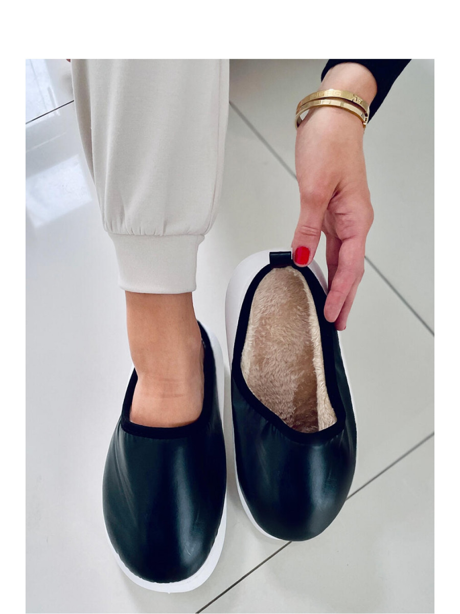 Pantoufles model 174501 Inello