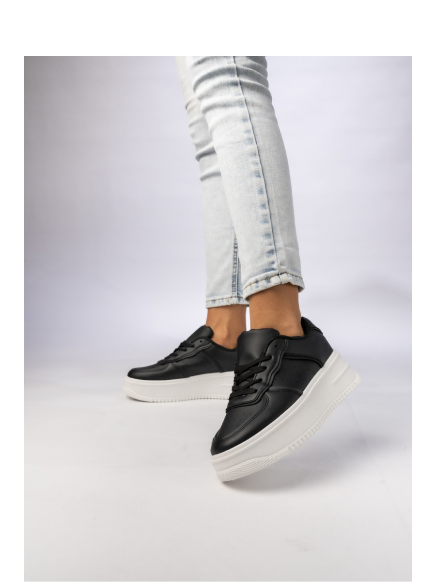 Chaussures de sport model 210575 Inello