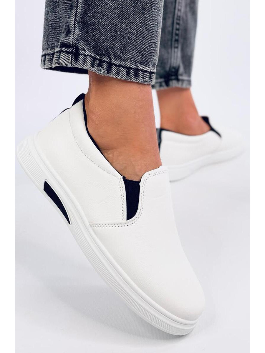 Slip-on model 195534 Inello