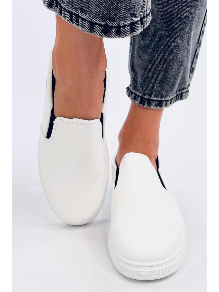 Slip-on model 195534 Inello