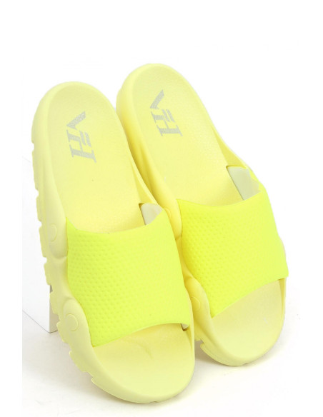 Clacquettes model 166426 Inello
