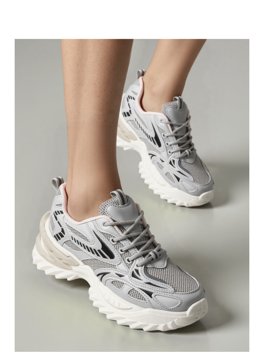 Chaussures de sport model 210214 Inello