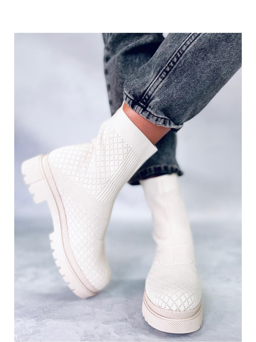 Bottes model 176019 Inello