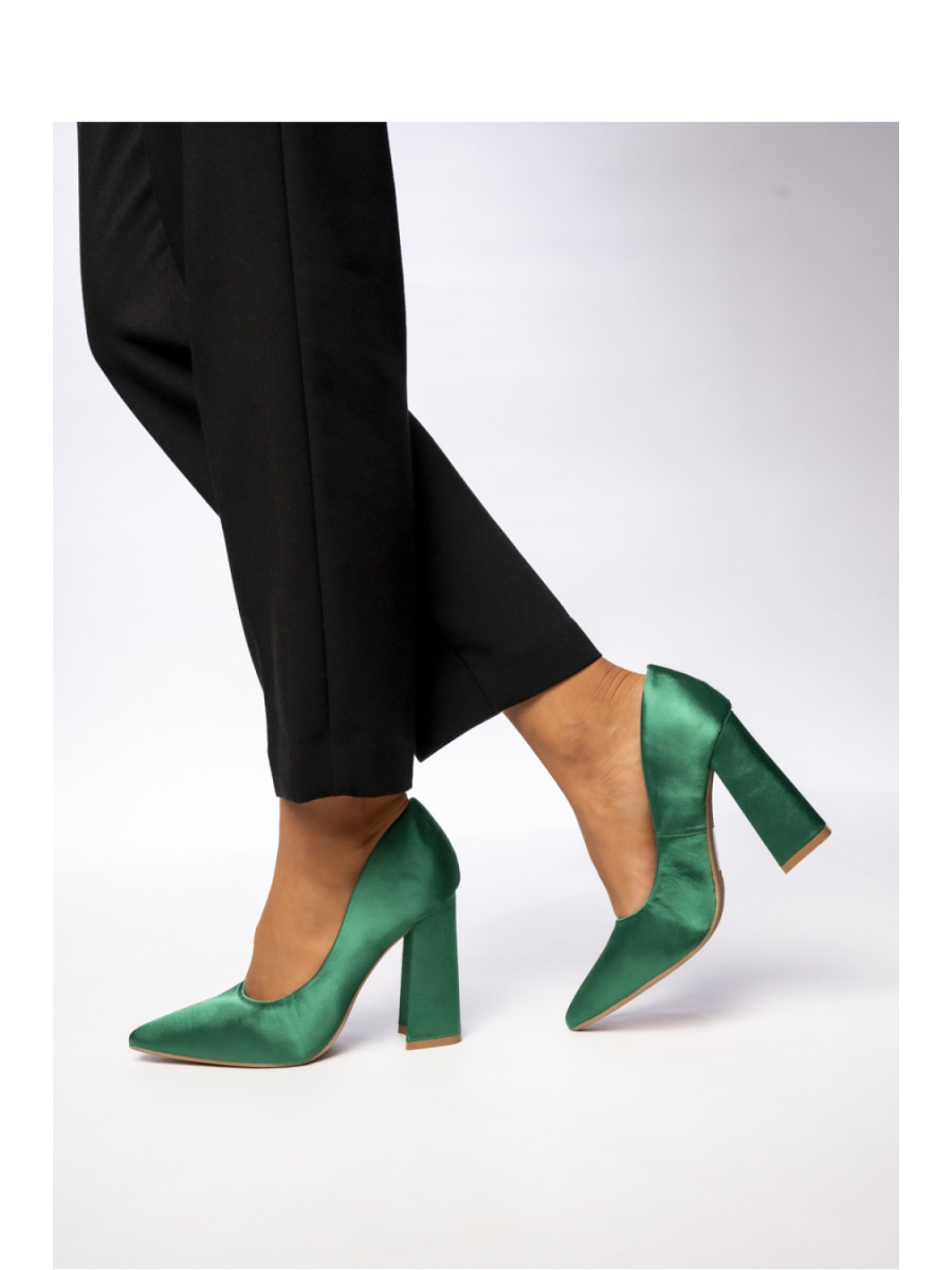 Escarpins talon large model 210531 Inello