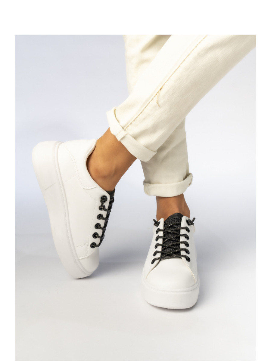Chaussures de sport model 210582 Inello