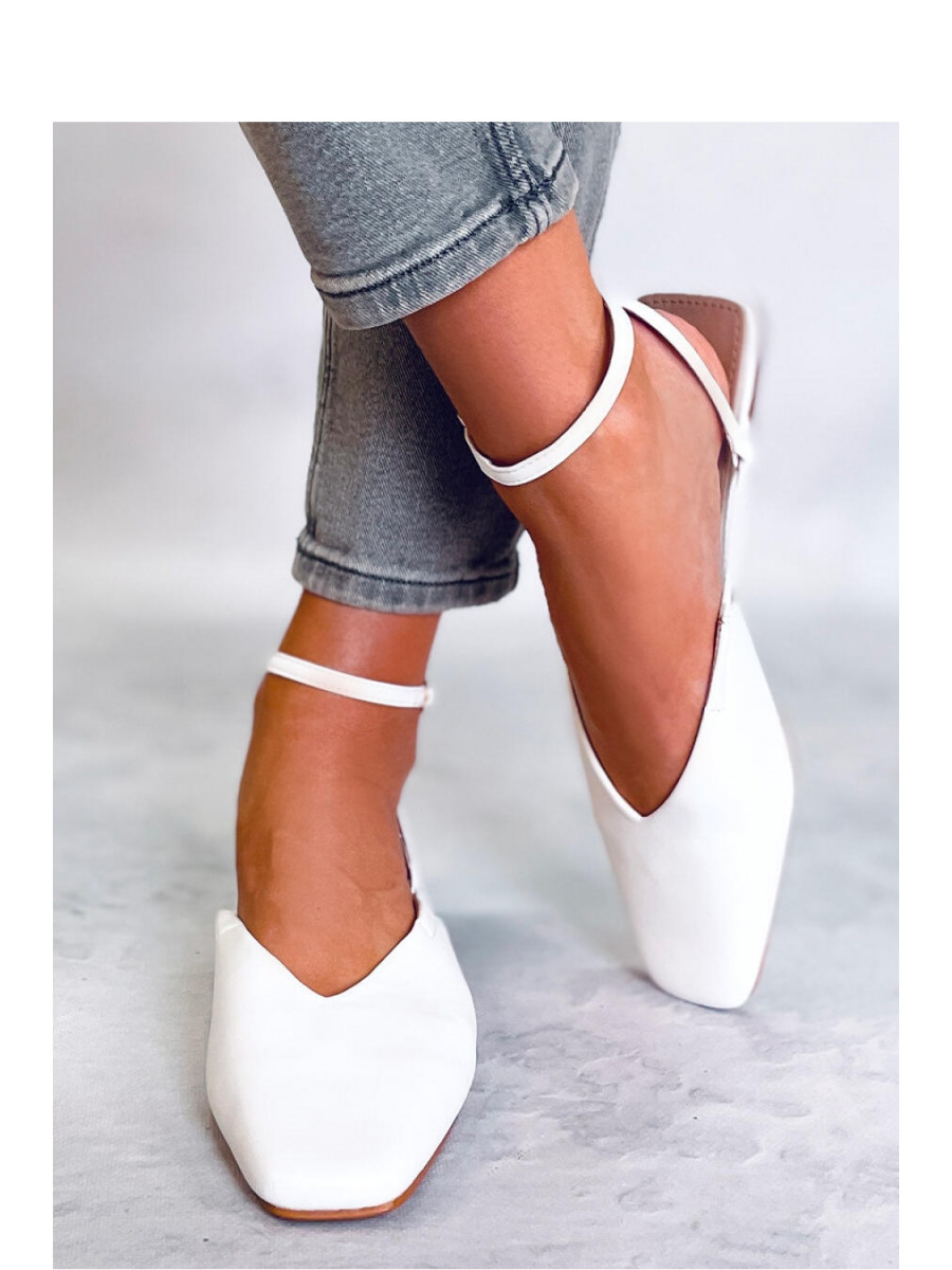 Ballerine model 176022 Inello
