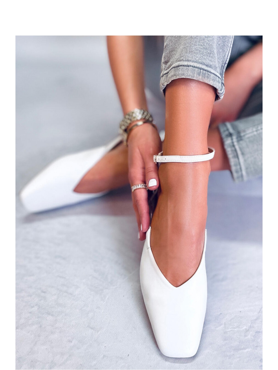 Ballerine model 176022 Inello