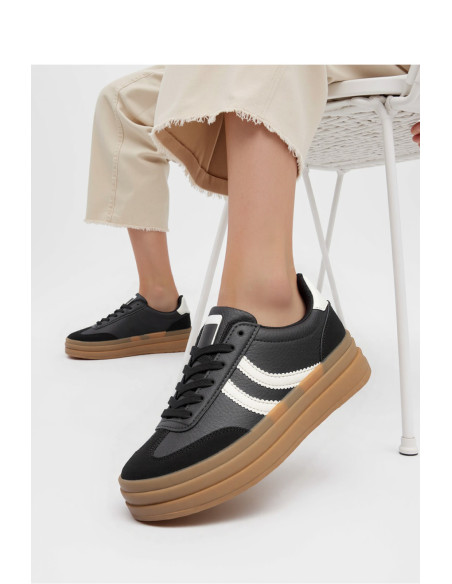 Chaussures de sport model 210217 Inello