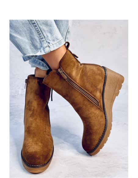 Bottes cothurnes model 184466 Inello