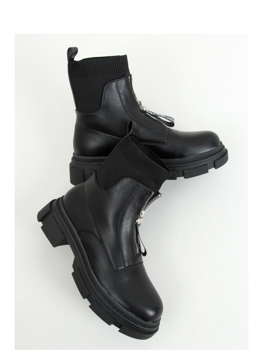 Bottes model 157731 Inello